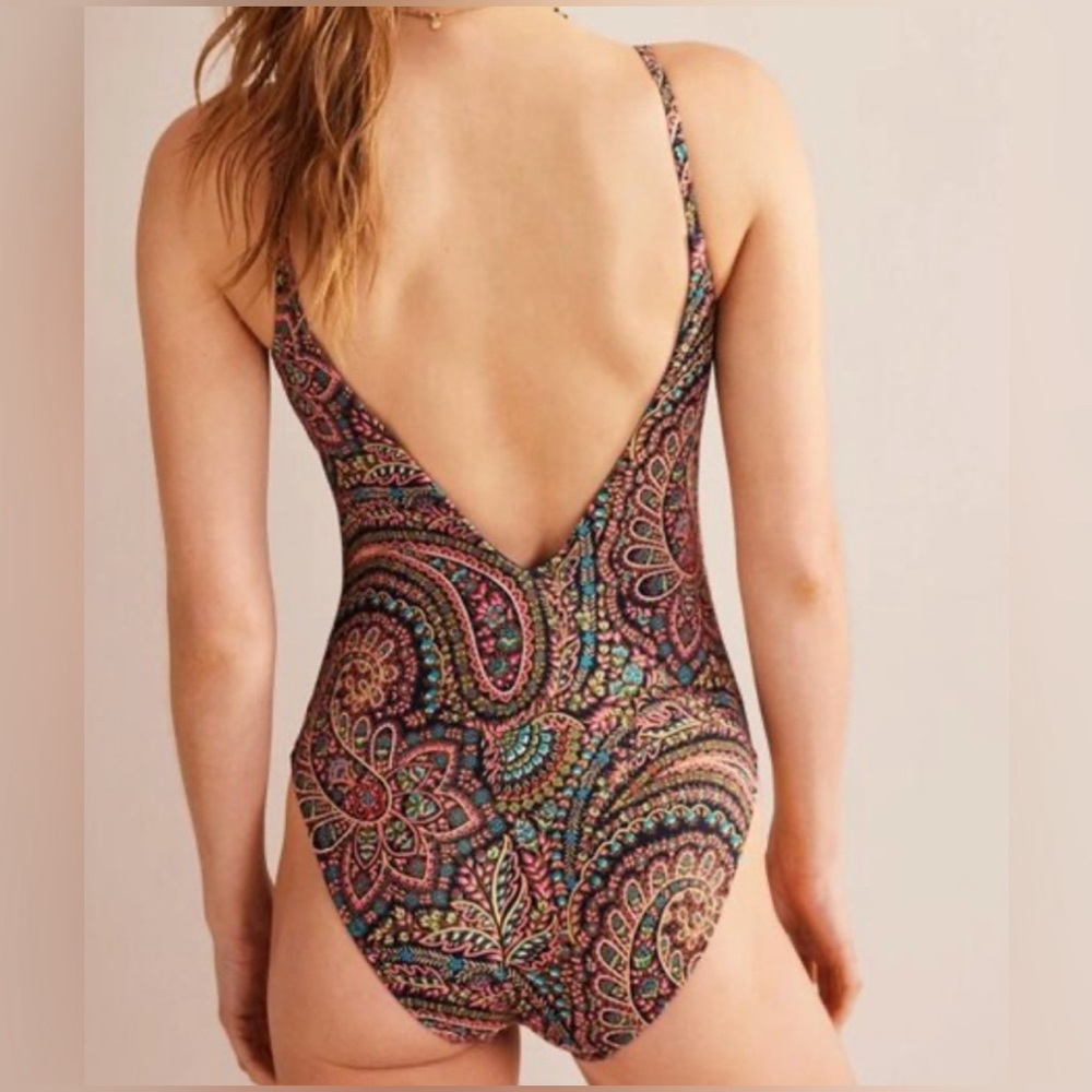 NWT Boden ruched front v neck Paisley multi one piece Swimsuit 6 vacation - Picture 3 of 4